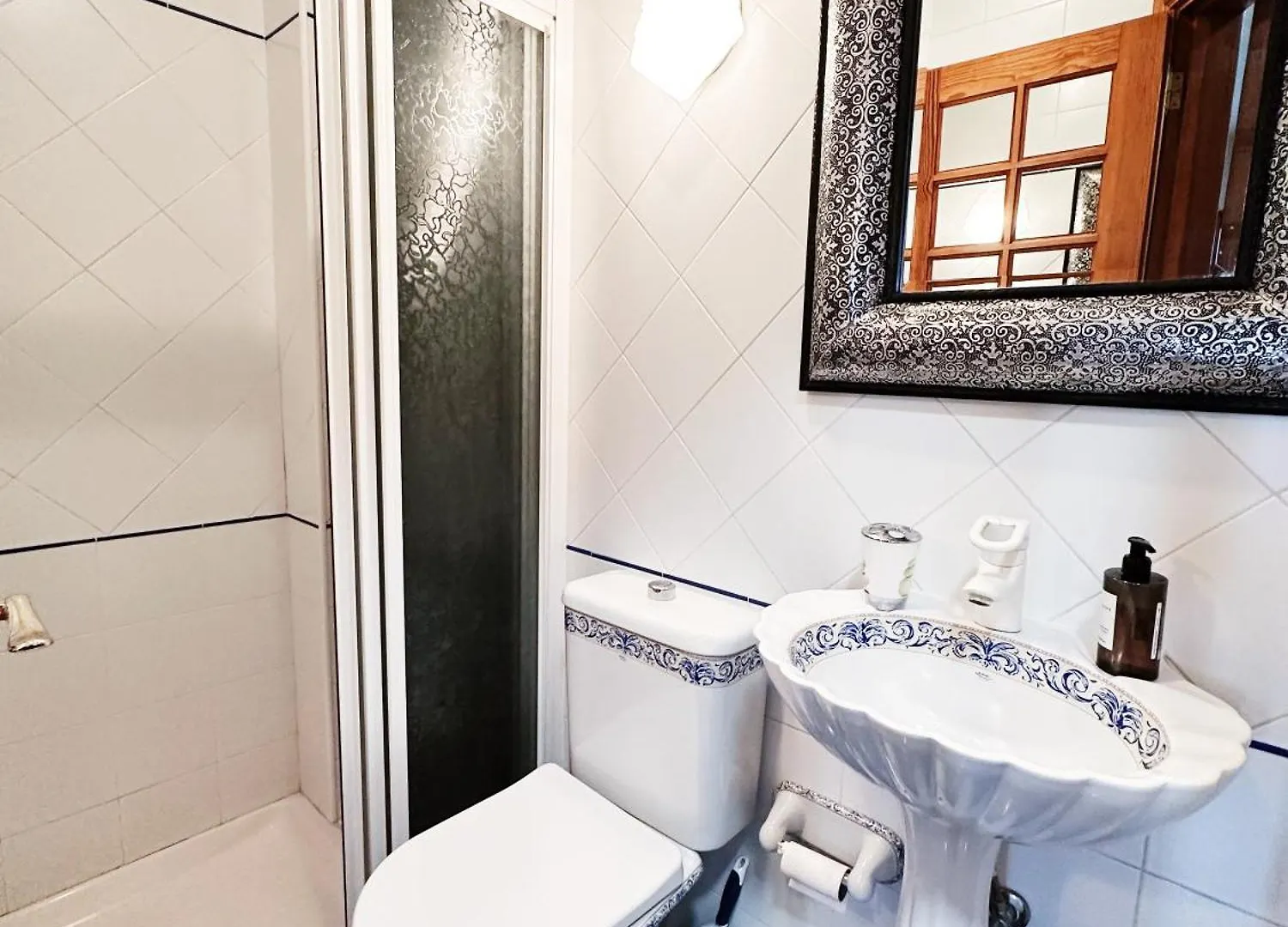 2 Bedrooms Bungalow With Amazing View And Private Jacuzzi Costa Adeje  Spanje