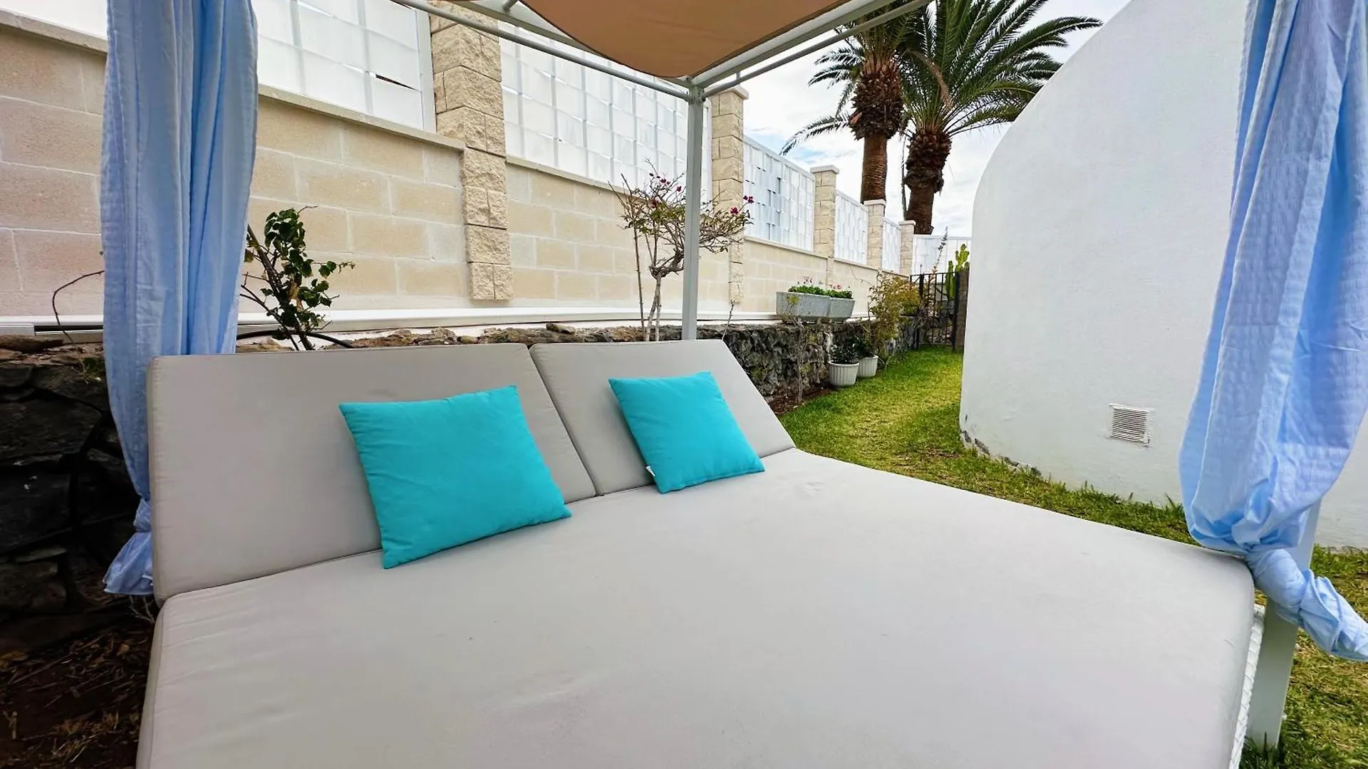 2 Bedrooms Bungalow With Amazing View And Private Jacuzzi Costa Adeje  Costa Adeje (Tenerife)